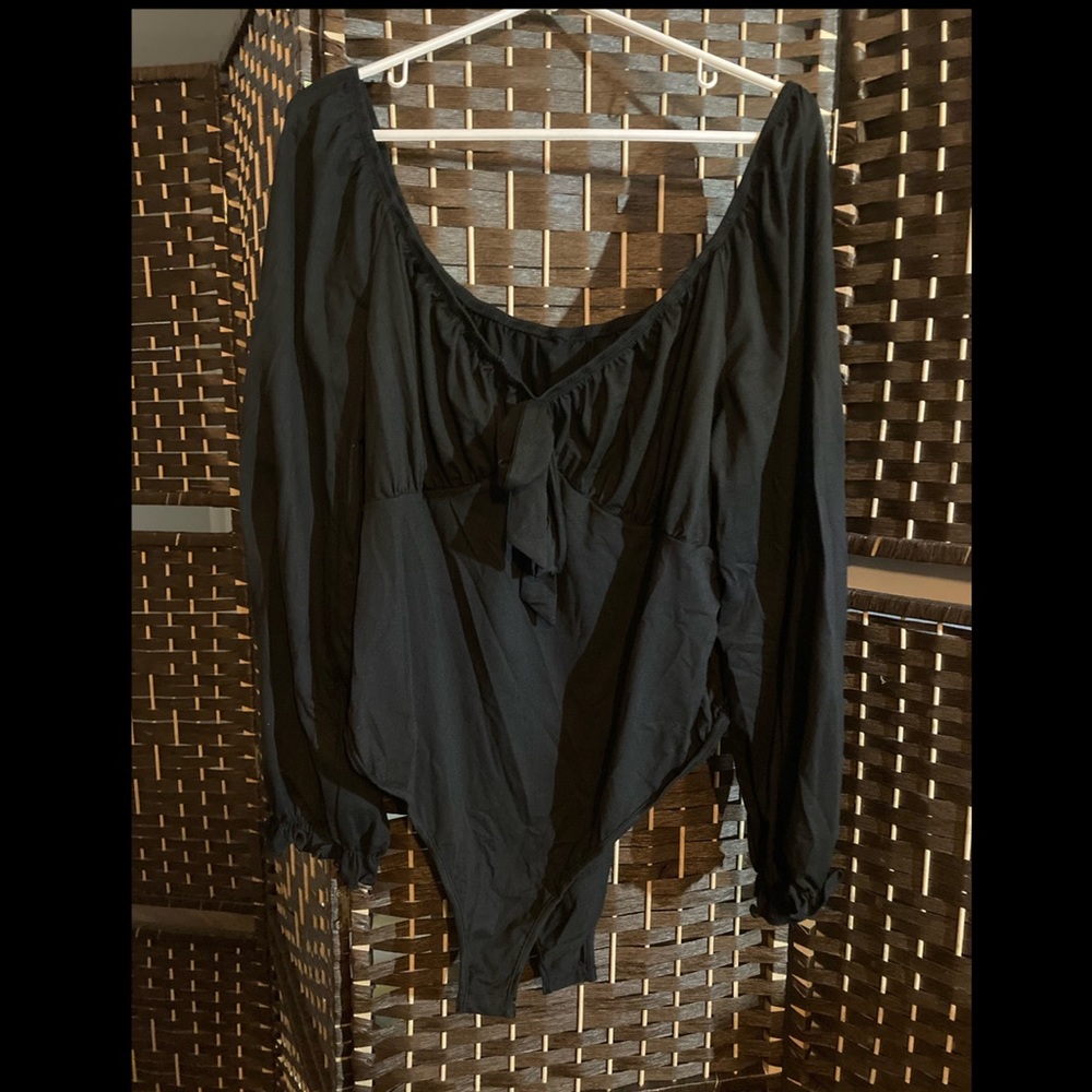 SHEIN black long sleeve leotard